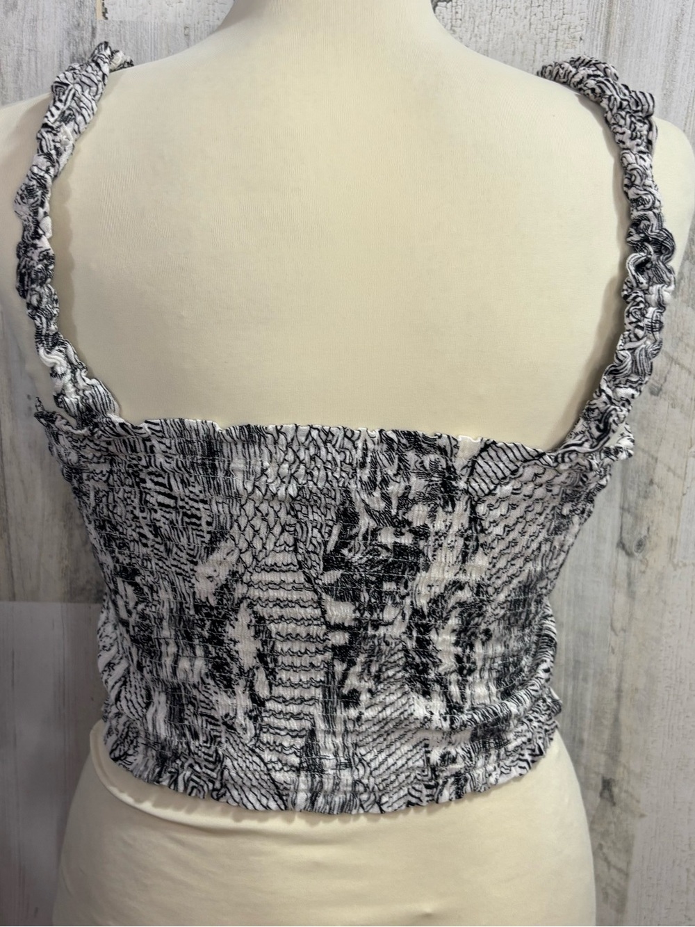 Paper Crane Smocked Square-Neck Crop Top in Black & Ivory - Picture 6 of 9